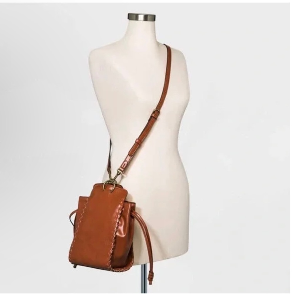 NWT Universal Thread Faux Leather Crossbody Purse 👜